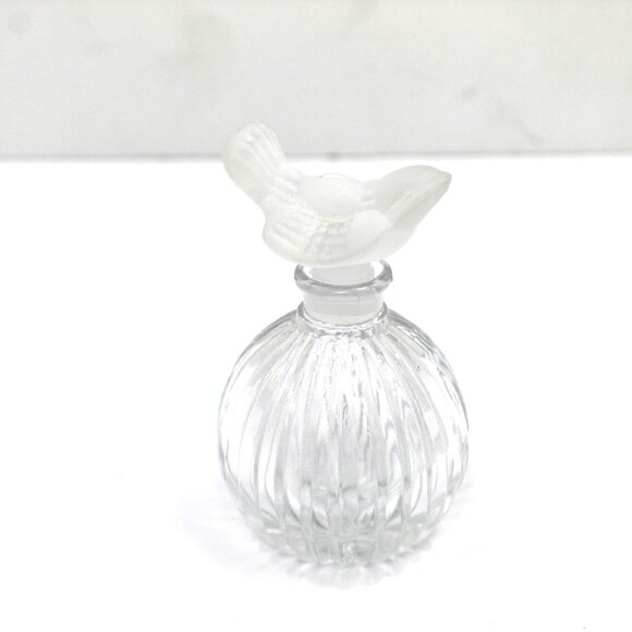 Sasaki Crystal "Wings" Ribbed Glass Frosted Bird Stopper Perfume Bottle Vintage - Picture 1 of 4